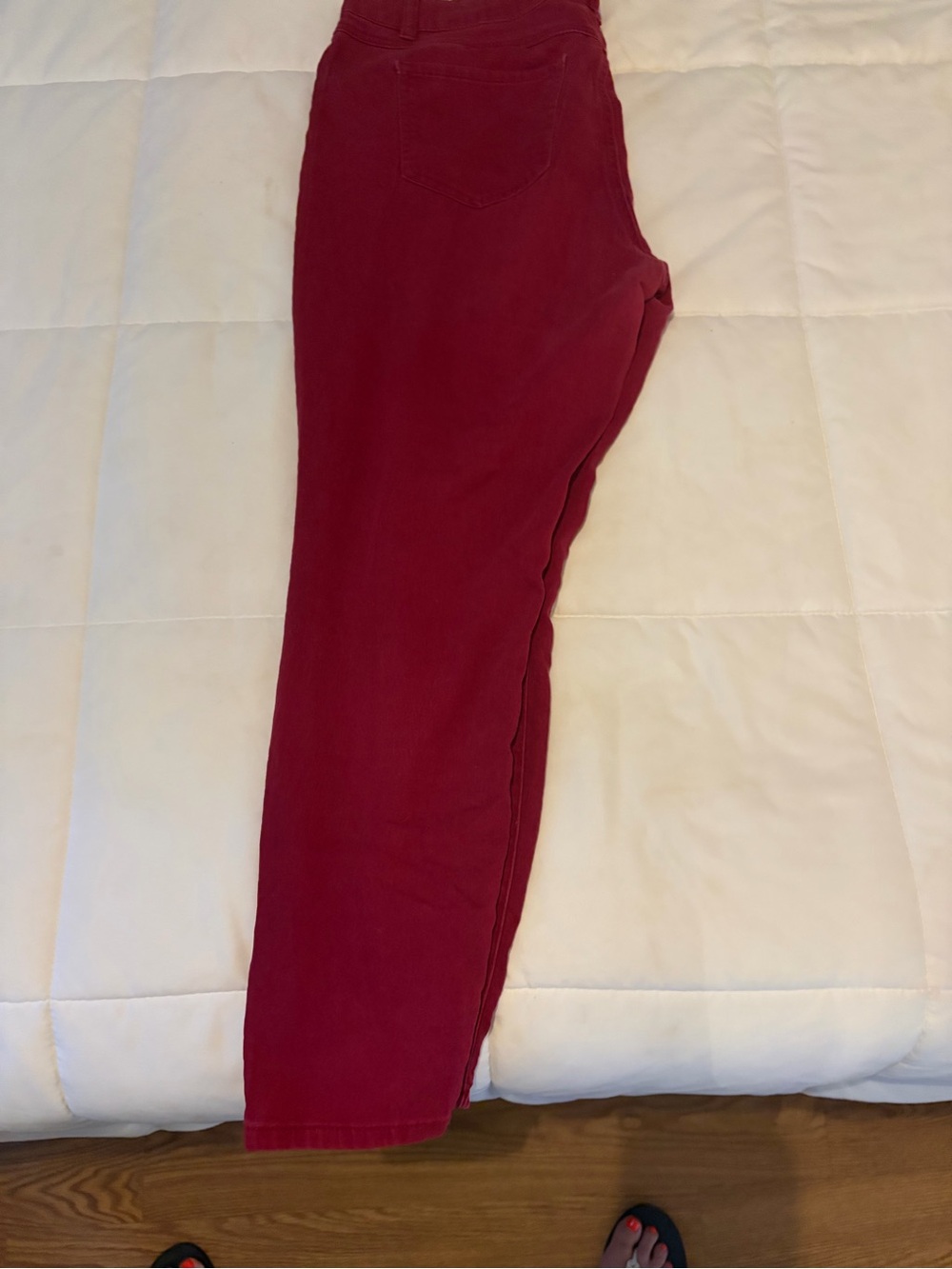 Maroon capris